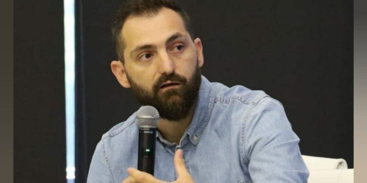 Gentjan Progni IT-ja anti-sistem që sfidon realitetin në Shqipëri