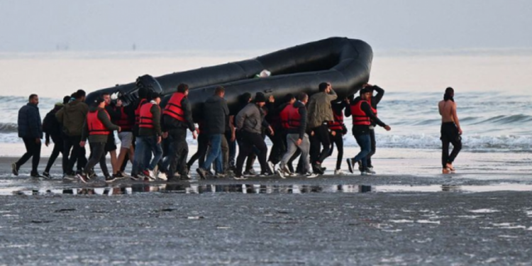 Shpopullimi: 21 mijë të rinj dolën nga tregu i punës, u zëvendësuan me 27 mijë pensionistë