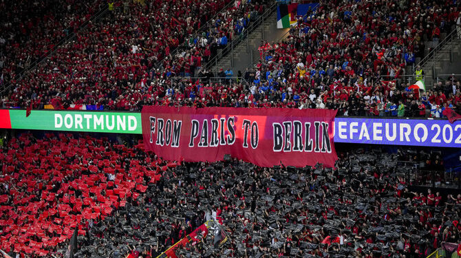35 mijë tifozë në stadium për ndeshjen historike kundër Spanjës