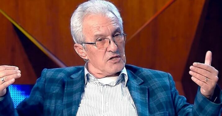 Poeti Agim Doçi pëson hemorragji cerebrale, si paraqitet gjendja e tij?