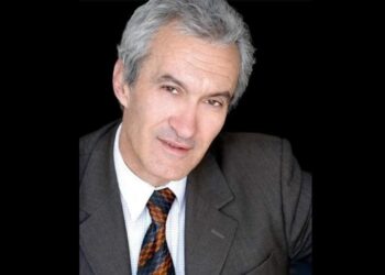 Ndahet nga jeta poeti i njohur Agim Doçi