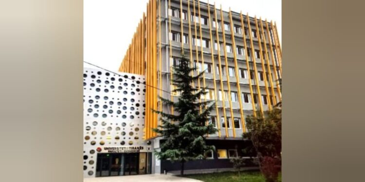 FEUT: Bursa, përjashtim, reduktim nga tarifa e shkollimit për studentët e ciklit të parë dhe të dytë për vitin akademik 2024-2025