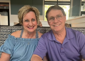 E pushuan nga puna se nuk bëri vaksinën kundër Covid, ish-punonjësja dëmshpërblehet me 12 milionë dollarë