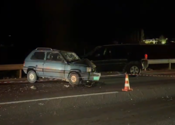 Aksident i trefishtë në Korçë-Bilisht, lëndohet një prej drejtuesve