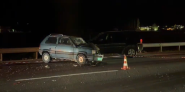 Aksident i trefishtë në Korçë-Bilisht, lëndohet një prej drejtuesve