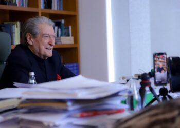 Berisha: Edi Rama injoranti më i madh i ulur në karrigen e kryeministrit