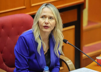 Oferta e Ristanit për “t’u shkarkuar” në mbledhjen e Këshillit Bashkiak, në hijen e rekursit të Veliajt më 28 Maj