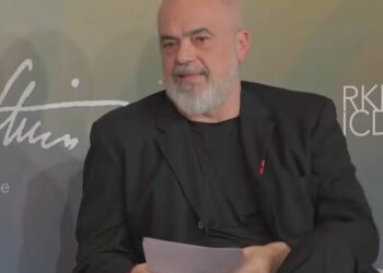 Provokimi që fyen shqiptarët: Edi Rama barazon shqiptarët me terroristët talebanë