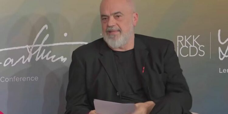 Provokimi që fyen shqiptarët: Edi Rama barazon shqiptarët me terroristët talebanë