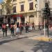 Seanca e parë plenare, policia bllokon rrugën e Elbasanit me gardh metalik